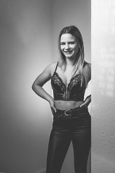 Isabel_2022_12_23